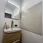 Centre Moderne Apartment