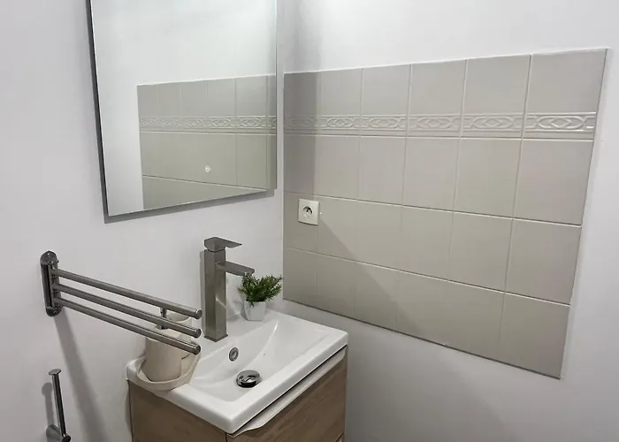 Centre Moderne Apartment *